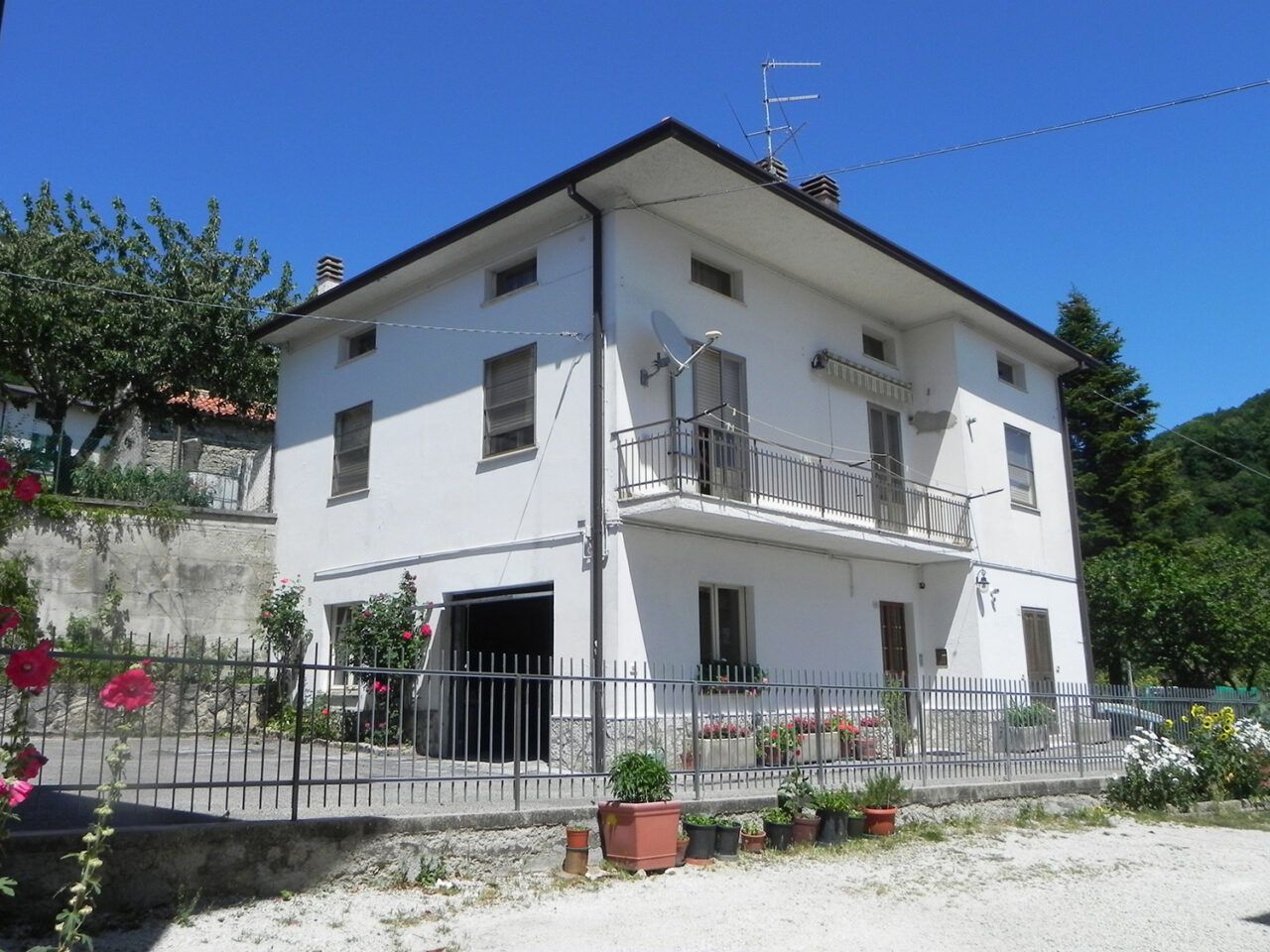 2 Residenza unifamiliare 1