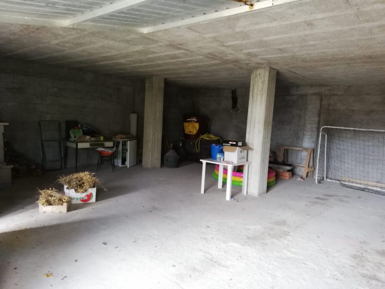 ampio garage